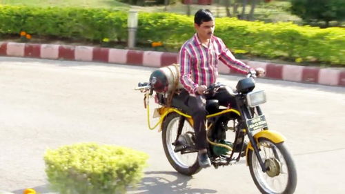 印度小伙研发空气动力摩托,不用油不用电,600元就能造一辆
